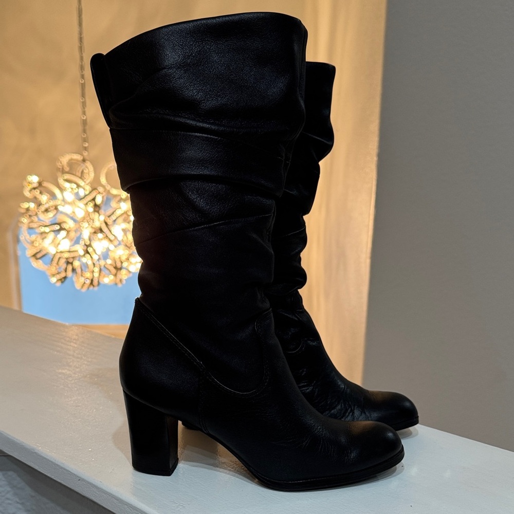 Naturalizer Women’s Leather Black Heeled Boots Sz 6